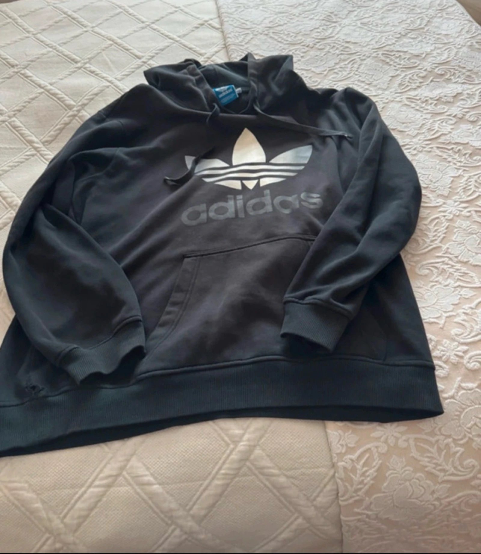 Adidas Original Sweatshirt Size L Perfect for any occasion – photo 2